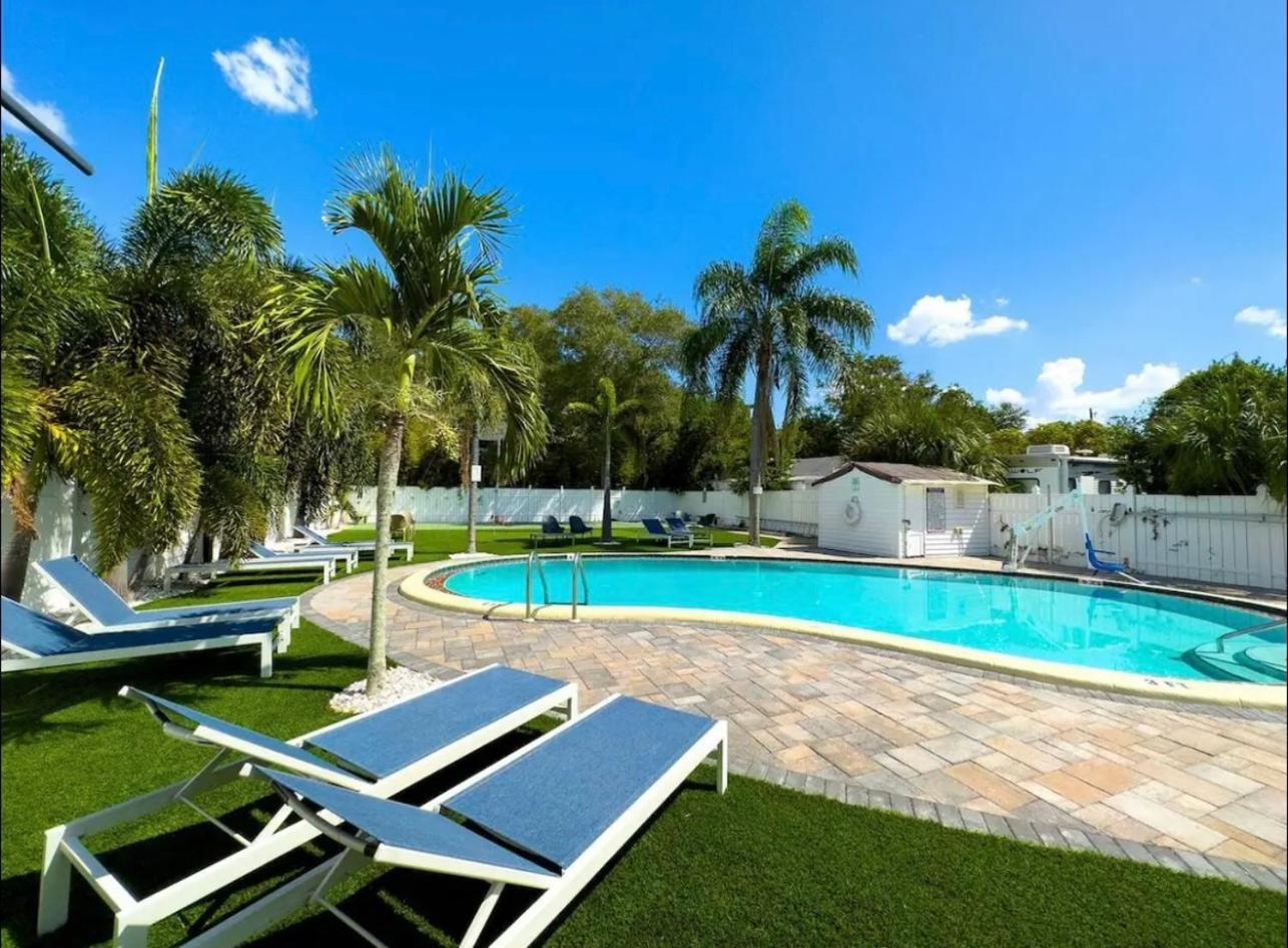 1K Bed Studio Apt With Shared Pool 16 Apartment Clearwater Exterior photo